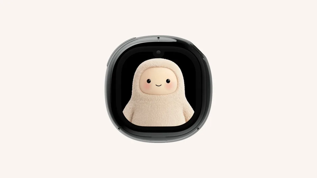 The Muse Charm: a fluffy white Muse character inside a round keychain device